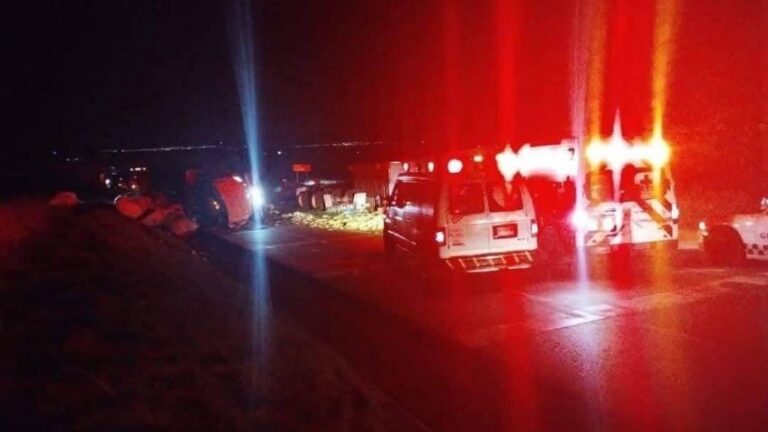 Accidente en la autopista Perote–Xalapa cobra la vida de ocho personas y deja doce heridos