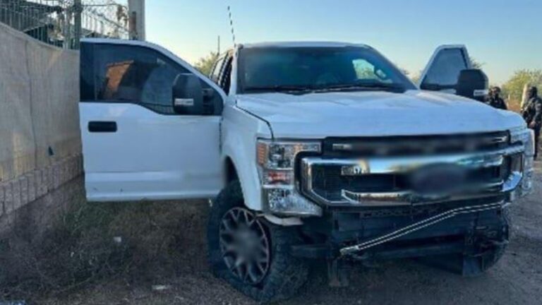Desmantelan laboratorio y decomisan arsenal en operativos contra el narco en Sinaloa