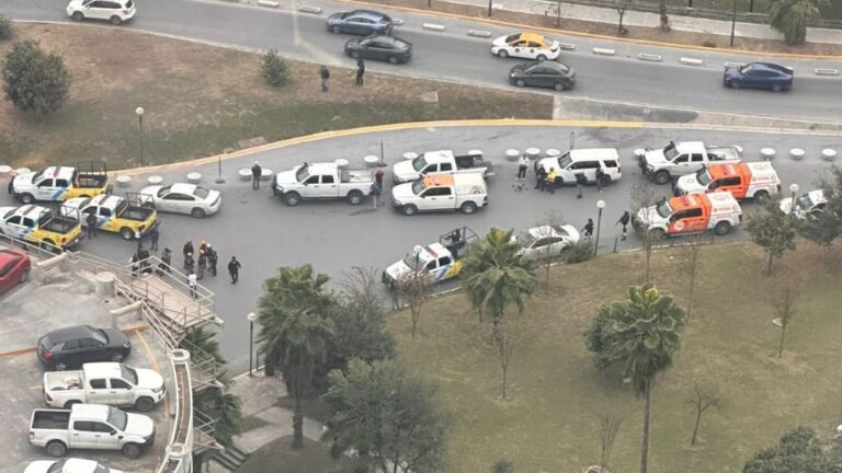 Fuerte movilización en Monterrey por posible coche bomba