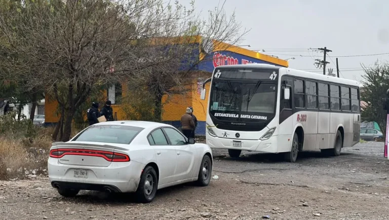 Muere hombre en transporte público de la Ruta 203 en Santa Catarina