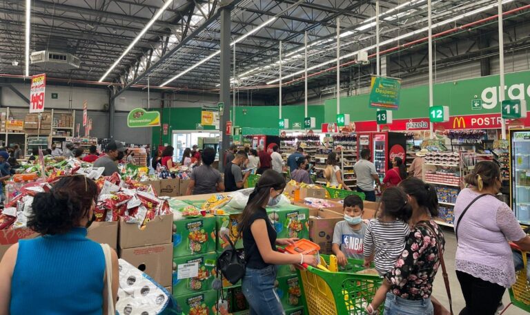 Confianza del consumidor mexicano cae nuevamente en enero de 2025