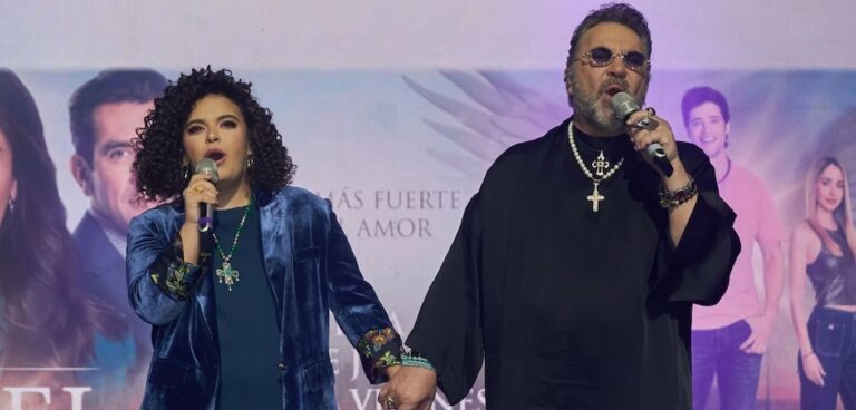 Mijares toma las riendas del debut musical de Lucerito