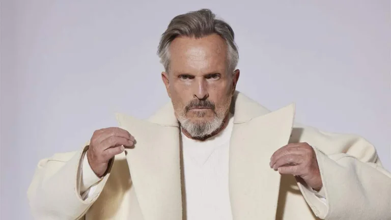 Miguel Bosé regresa renovado con su Importante Tour tras superar dificultades personales