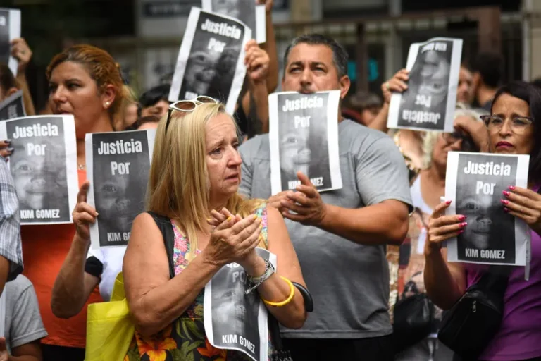 Exigen justicia para Kim Gómez con una nueva marcha en La Plata