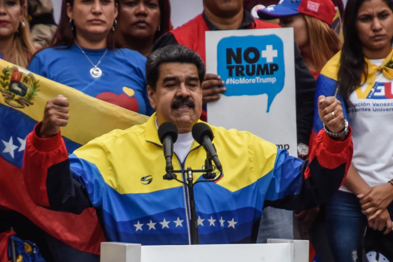 Trump impondrá aranceles a países que compren petróleo a Venezuela
