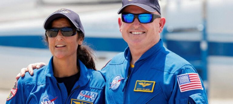 Astronautas regresan a la Tierra tras 280 días en el espacio