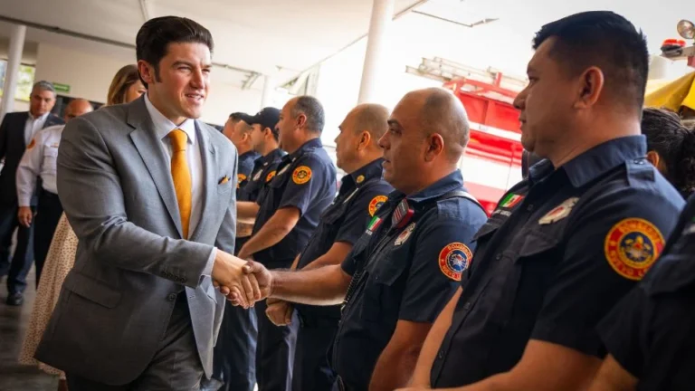 Nuevo León destina 50 millones de pesos para fortalecer al Patronato de Bomberos