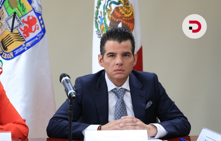 Celebra Miguel Ángel Flores incorporación de nuevos camiones