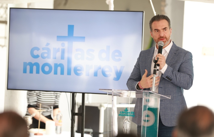 Asiste Adrián al inicio de construcción del nuevo edificio de Cáritas