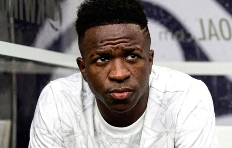 ¡Hasta 2 años sin jugar! FIFA investiga a Vinicius por la compra de clubes