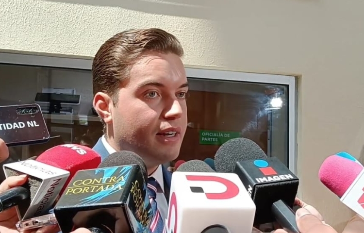 Jesús Elizondo propone colaboración con empresas para uso de transporte industrial