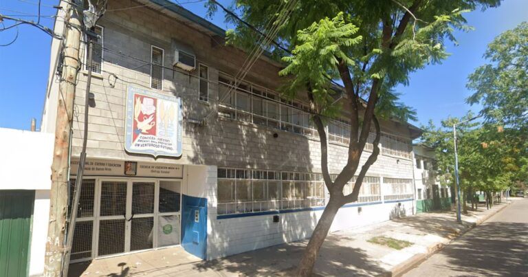 Investigan a estudiantes de Escobar, Argentina, por planear un ataque armado en su escuela