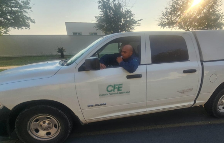 Alertan de presuntos delincuentes con vehículos apócrifos de la CFE