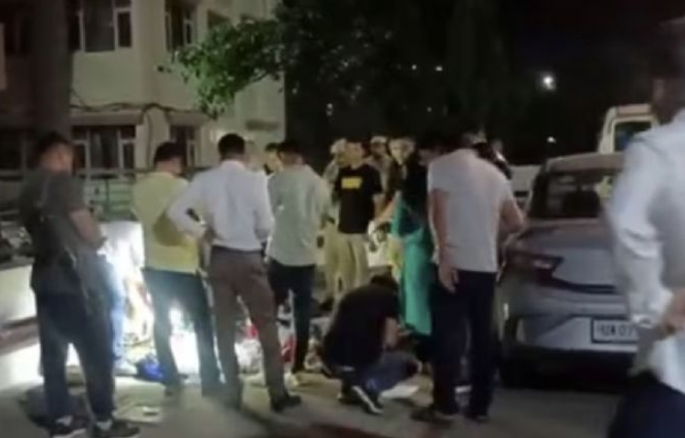 Hallan sin vida a siete miembros de una familia dentro de un auto en India