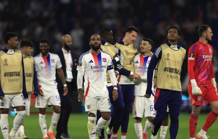 ¡Escándalo en Francia! El Lyon se va a Segunda por mal manejo financiero