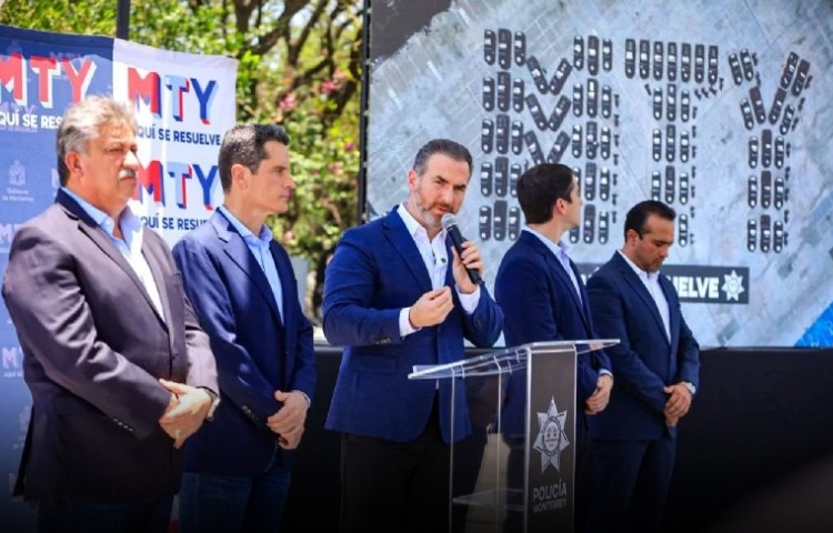 Monterrey mejora salario y condiciones laborales de sus policías