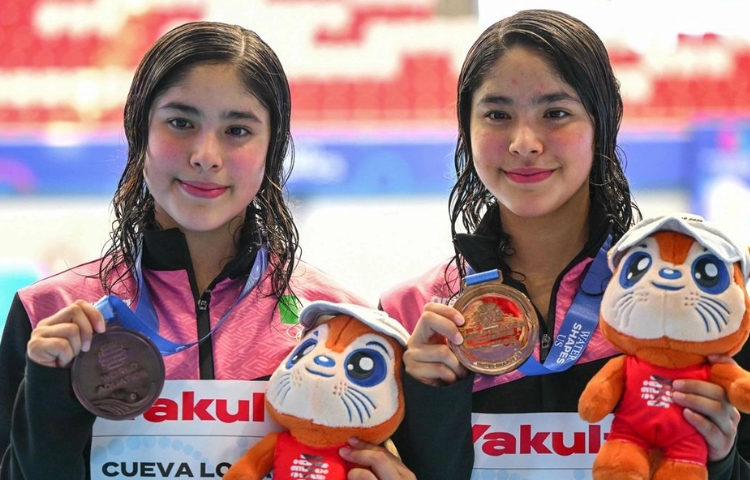 ¡Histórico salto! Gemelas mexicanas de 14 años ganan bronce en el Mundial