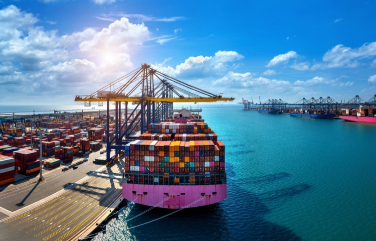 Exportaciones mexicanas crecen 11% en junio impulsadas por el sector manufacturero
