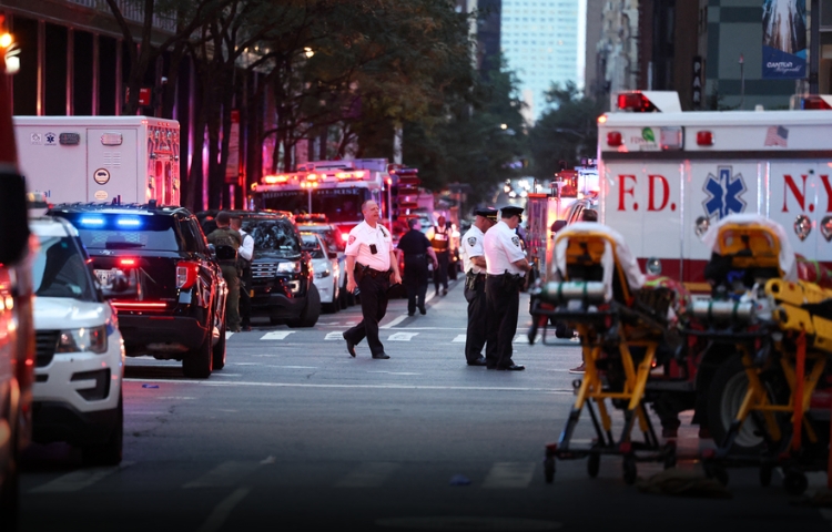 Tiroteo en sede de la NFL en Nueva York deja al menos cinco muertos