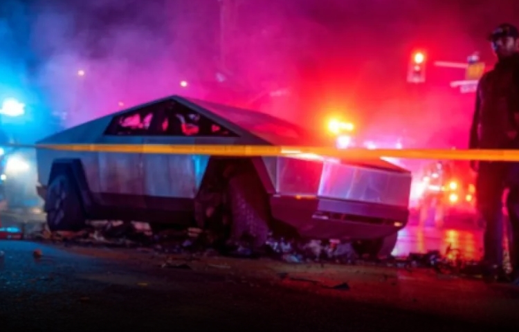 Hombre Muere atrapado en su Cybertruck tras choque en Texas; familia demanda a Tesla