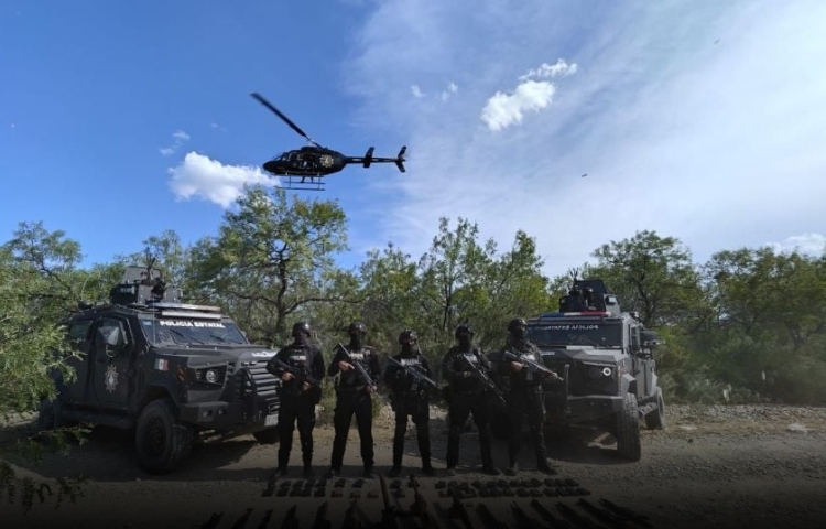 Detienen a presunto líder criminal y cuatro cómplices en zona norte de Nuevo León