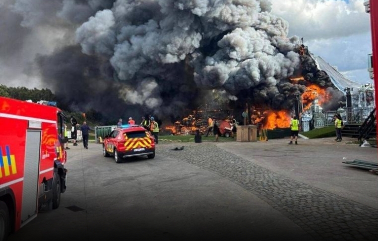 Incendio destruye escenario principal de Tomorrowland 2025 a días del festival