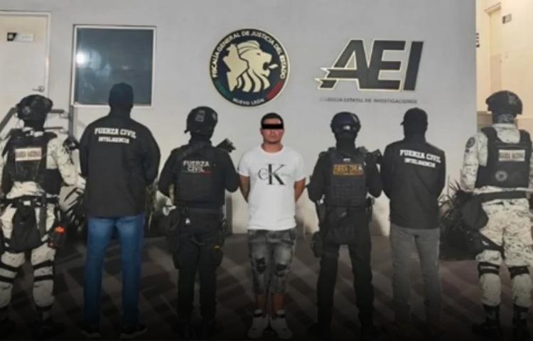 Detienen a dos hombres en Montemorelos; uno buscado por homicidio y ambos en posesión de droga