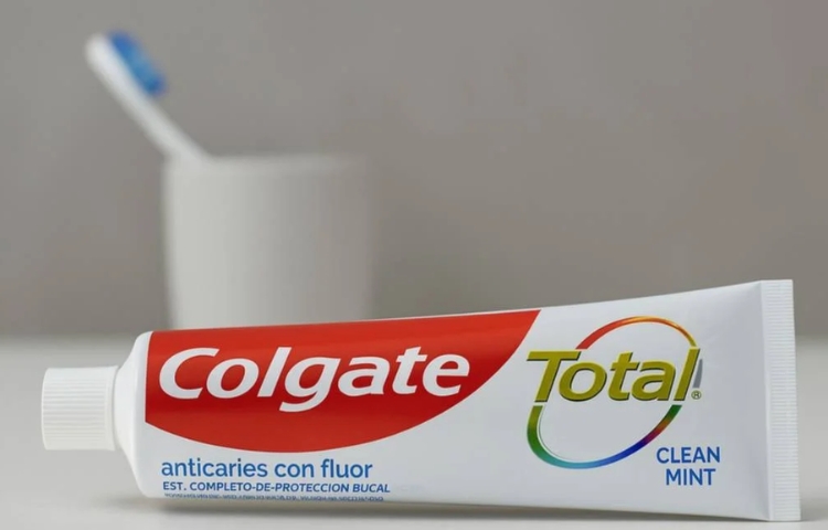 Producto Colgate CLEAN MINT es retirado por posibles daños bucales