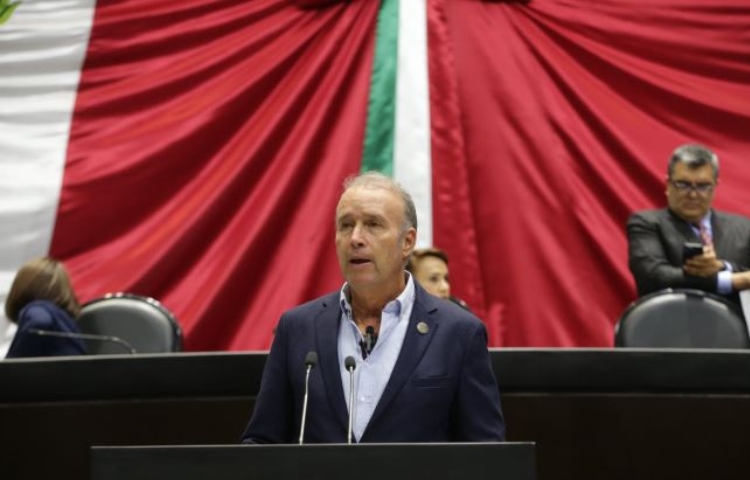 Mario Calzada propone eliminar IVA a medicamentos