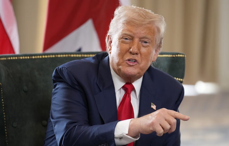 Aranceles de Trump amenazan revisión del T-MEC en 2026