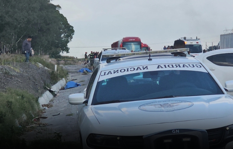 Ejecutan a padre e hijo en la Puebla-Orizaba; iban en una camioneta recién comprada