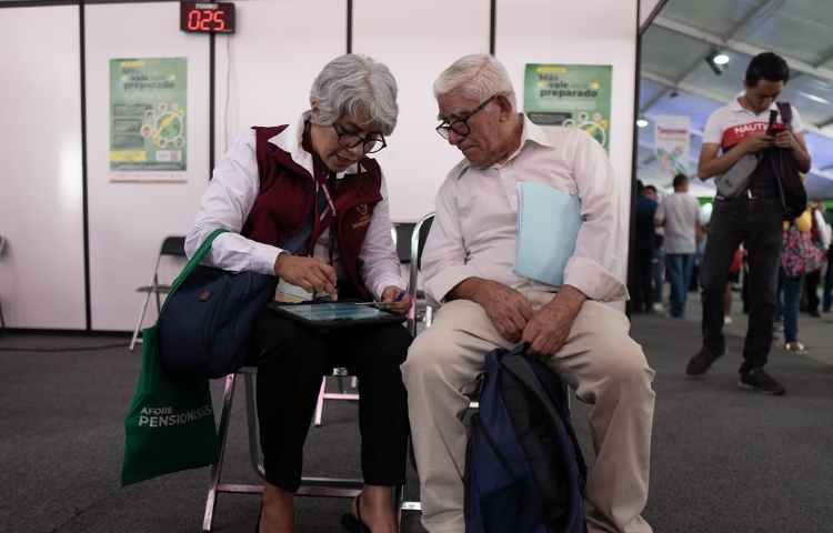IMSS ajusta la Ley 73 y amplía apoyos para quienes cotizaron antes de 1997