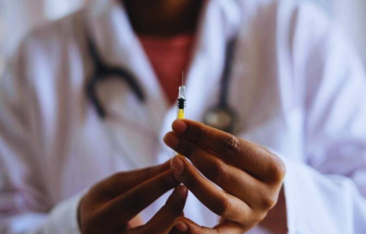 Rusia inicia pruebas en humanos de EnteroMix, vacuna experimental contra el cáncer