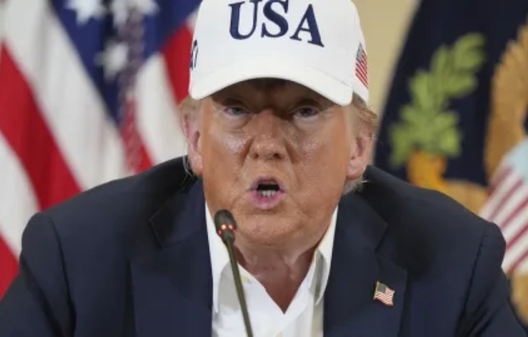 Vuelve el examen de Trump: más requisitos para ser ciudadano estadounidense