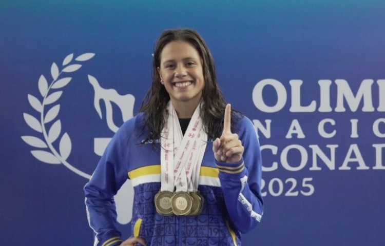 ¡Histórica! Miranda Grana pone el nombre de México en lo más alto del mundo acuático