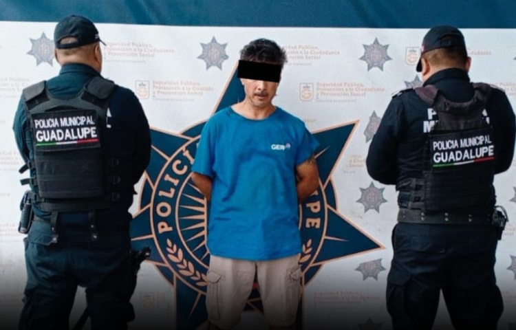 Hombre agrede con arma blanca a padre e hijo en Guadalupe
