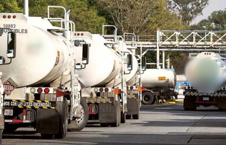 Gobierno federal certificará a 80 mil operadores de pipas de gas para reforzar seguridad