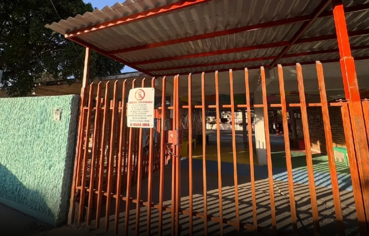 Niño de 11 años con autismo se intoxica con raticida en escuela de Torreón; madre exige medidas