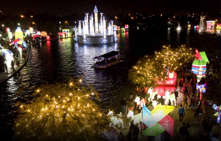 El espectáculo navideño Luztopía vuelve a Fundidora con luces y diversión