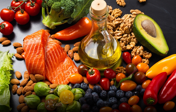 Cuatro alimentos que ayudan a mantener la piel saludable, según la ciencia
