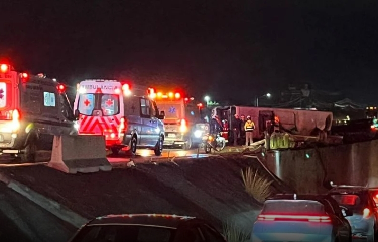 Volcadura de Ruta 611 en Apodaca no fue por falla mecánica: Fiscalía