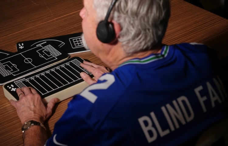 Tecnología táctil permitirá a aficionados ciegos seguir el Super Bowl LX