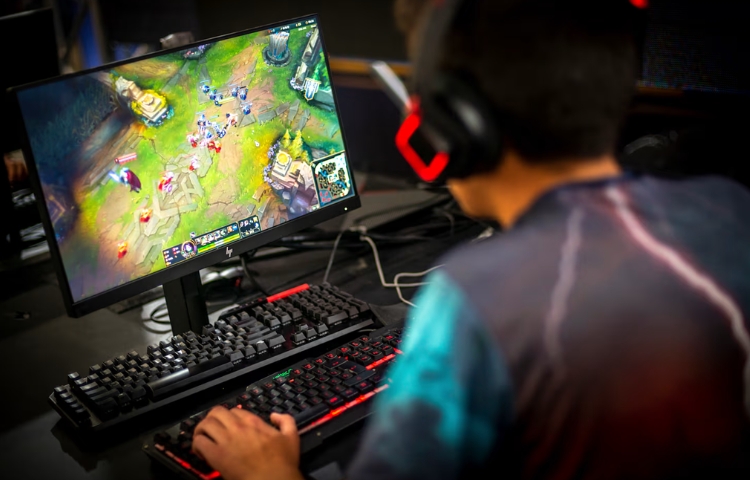 Un simple descuido dejó a millones sin jugar League of Legends