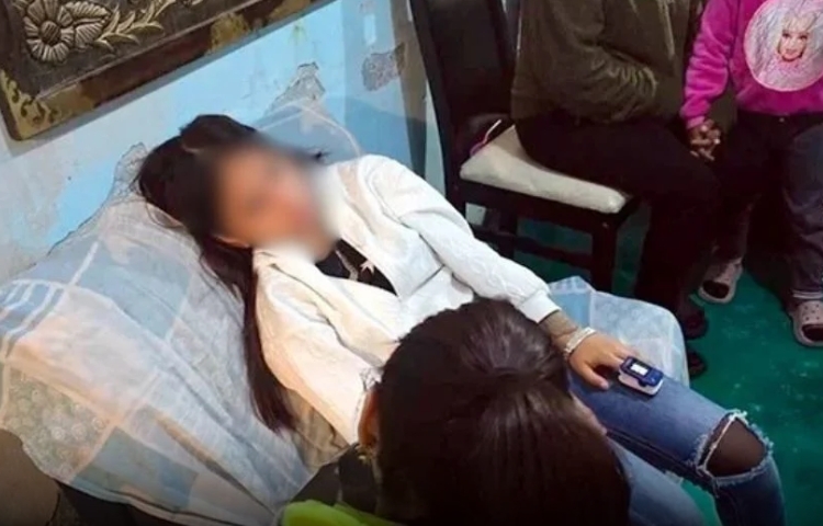 Confunden veneno con consomé y familia resulta intoxicada