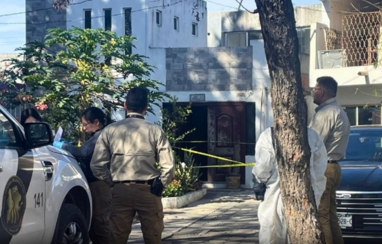 Hijo localiza a su madre sin vida en la colonia Pedro Lozano