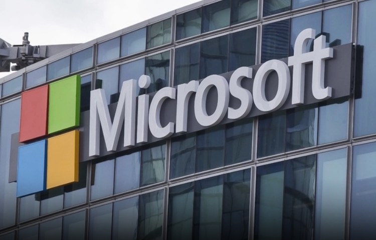 La caída bursátil de Microsoft refleja incertidumbre sobre su apuesta por la inteligencia artificial